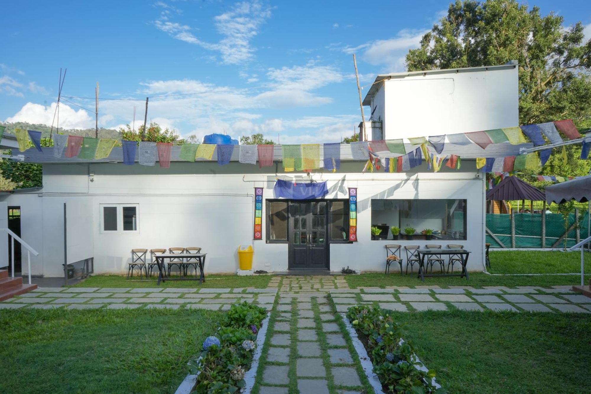 The Door To Nirvana Cottages Coonoor Exterior photo